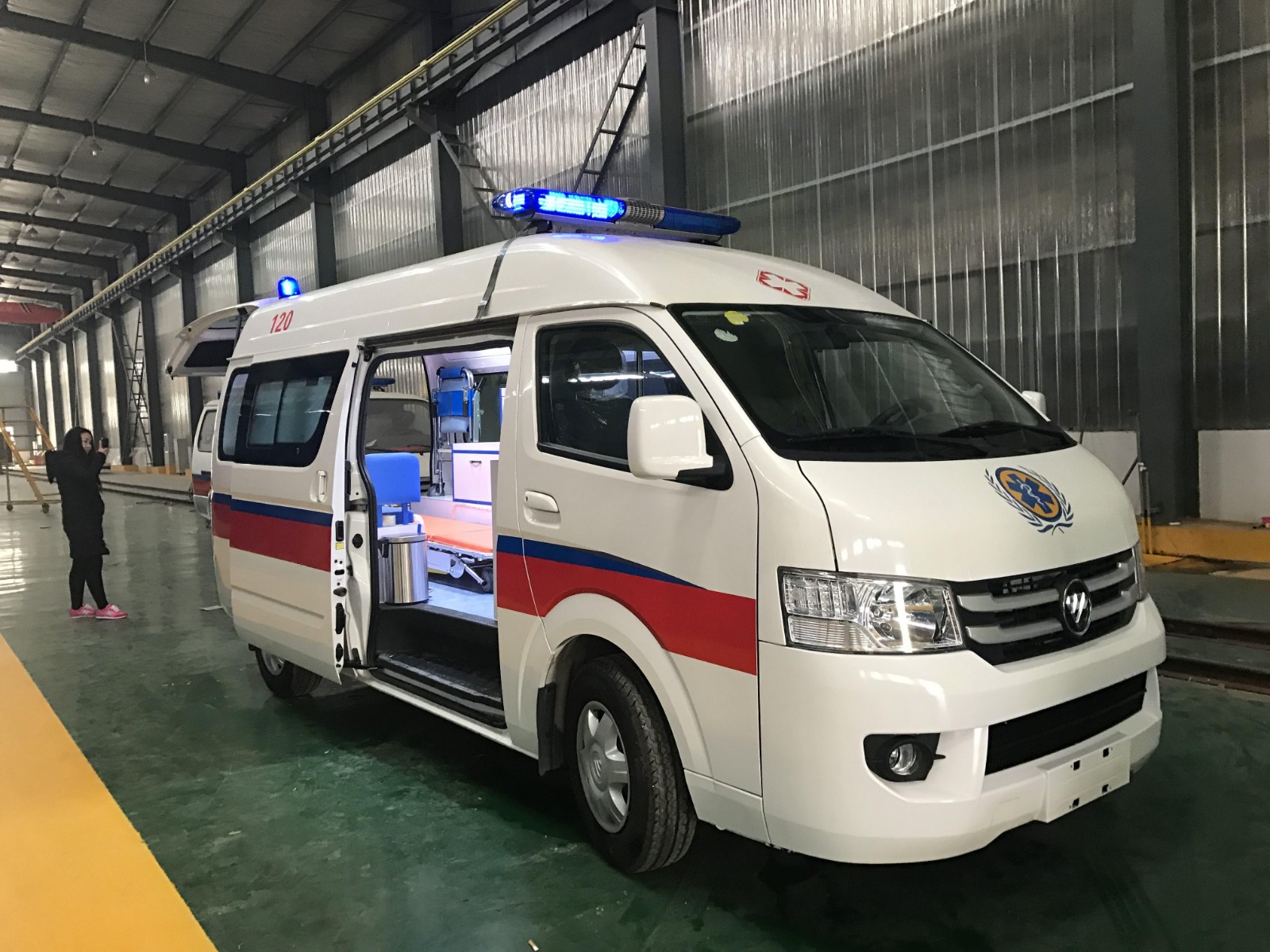 阿图什市救护车转院